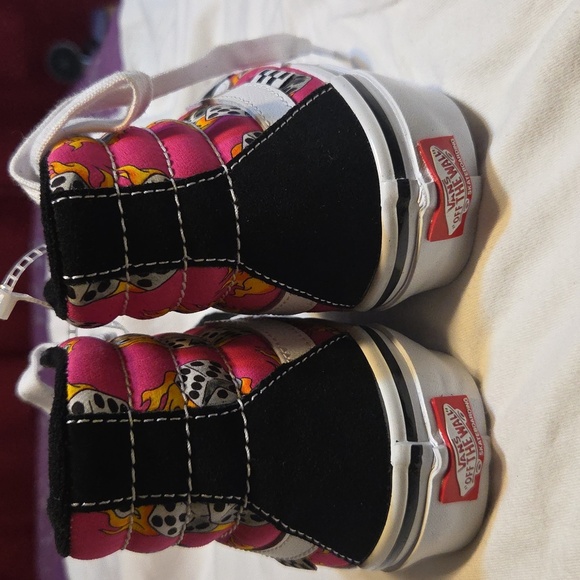 Vans Black and White High-Top Sneakers with Suede Upper - Picture 2 of 4